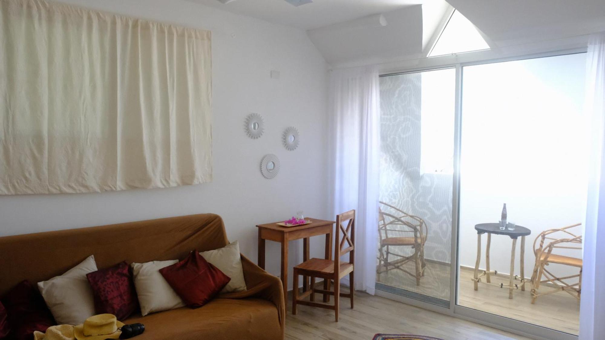Kobe House Bed & Breakfast Jambiani  Room photo